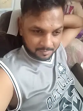 itzrocky1 online show from October 2025 01:53:01 PM