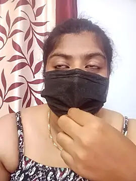 Snapshot of Reshma-Rani chatting on February 2026 08:27:01 PM Reshma-Rani online show from February 2026 08:27:01 PM