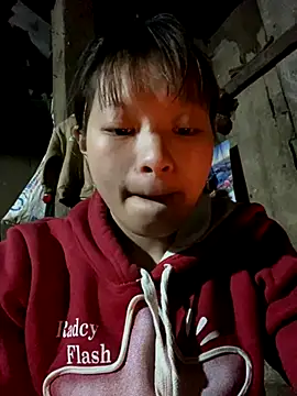 Snapshot of Mai_bb chatting on November 2025 10:50:02 AM Mai bb online show from November 2025 10:50:02 AM