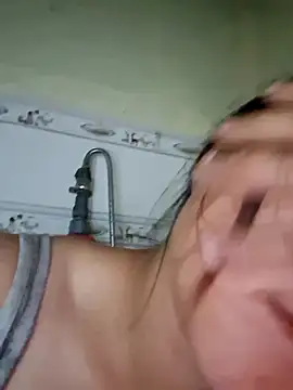 Snapshot of ALIENHR38 chatting on September 2025 01:38:02 PM ALIENHR38 online show from September 2025 01:38:02 PM