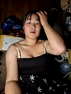 Snapshot of ALIENHR38 chatting on October 2025 02:03:02 PM ALIENHR38 online show from October 2025 02:03:02 PM