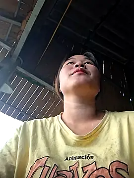 Snapshot of ALIENHR38 chatting on October 2025 11:51:02 PM ALIENHR38 online show from October 2025 11:51:02 PM