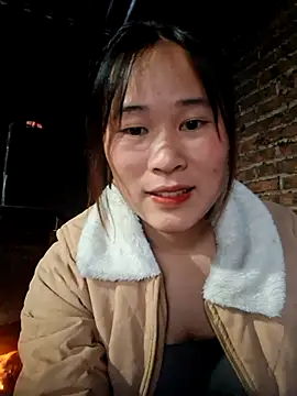 Snapshot of ALIENHR38 chatting on November 2025 01:08:01 AM ALIENHR38 online show from November 2025 01:08:01 AM