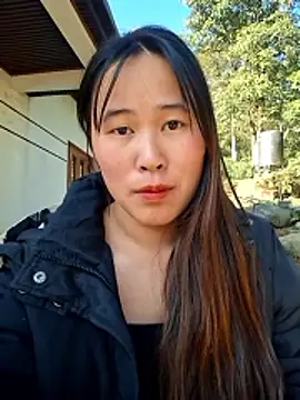 Snapshot of ALIENHR38 chatting on December 2025 01:21:02 AM ALIENHR38 online show from December 2025 01:21:02 AM