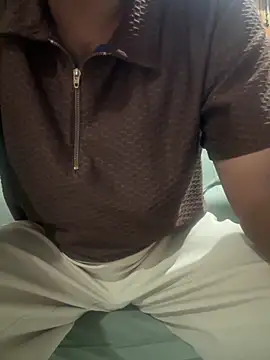Snapshot of Muzan-Love chatting on September 2025 12:51:01 PM Muzan-Love online show from September 2025 12:51:01 PM
