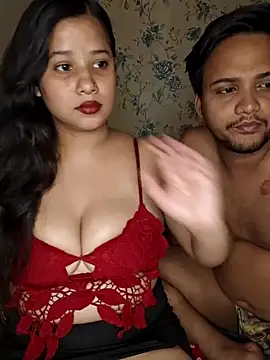 priyaverma00 online show from April 2026 05:54:01 PM