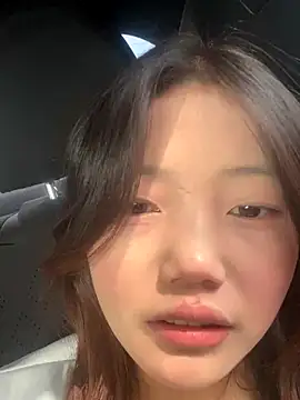 xixi 28 online show from September 2025 02:01:01 AM