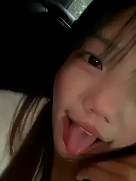 xixi 28 online show from October 2025 02:44:01 AM