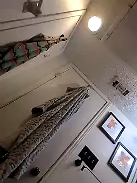 Snapshot of MRTATTWO chatting on November 2025 09:53:02 AM MRTATTWO online show from November 2025 09:53:02 AM