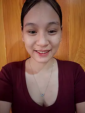 ChiecumBae online show from November 2025 02:00:01 AM