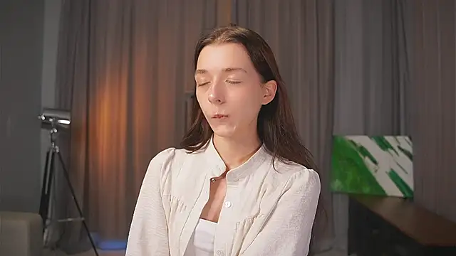 RoxieBolich online show from September 2025 01:34:01 PM