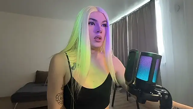 YourTrixie online show from March 2026 06:29:01 AM