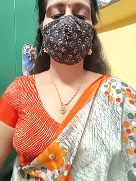 Snapshot of mallu-reshma chatting on November 2025 06:24:01 AM mallu-reshma online show from November 2025 06:24:01 AM