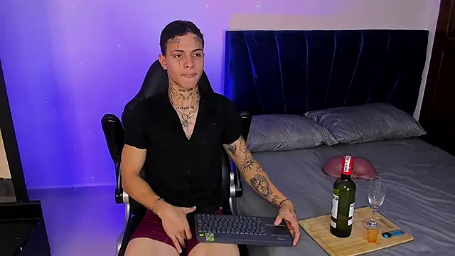 john mystic online show from December 2025 02:43:02 AM