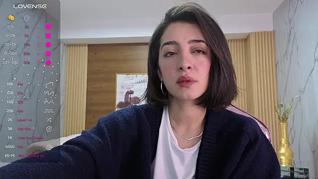 Snapshot of sara_lopez_s chatting on April 2026 02:01:02 PM sara lopez s online show from April 2026 02:01:02 PM