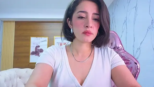 sara lopez s online show from June 2026 01:47:01 PM