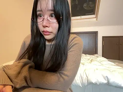 Snapshot of LcupYabai chatting on January 2026 02:44:02 PM LcupYabai online show from January 2026 02:44:02 PM