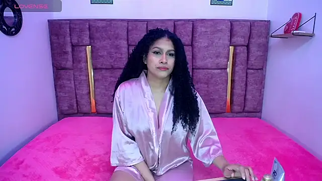 AYSHA WATSON online show from October 2025 01:01:02 PM