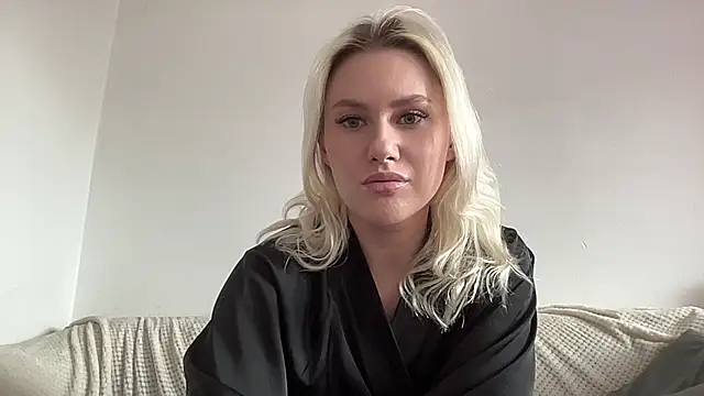 Snapshot of ElaraLuxxxe chatting on September 2025 10:07:02 AM ElaraLuxxxe online show from September 2025 10:07:02 AM