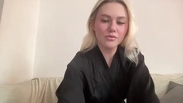 Snapshot of ElaraLuxxxe chatting on September 2025 10:09:01 AM ElaraLuxxxe online show from September 2025 10:09:01 AM