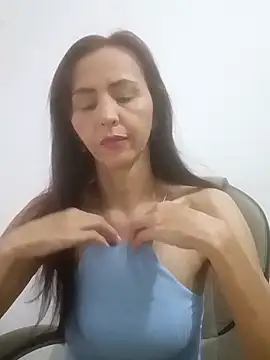 Snapshot of zaira_spice chatting on April 2026 10:29:02 PM zaira spice online show from April 2026 10:29:02 PM