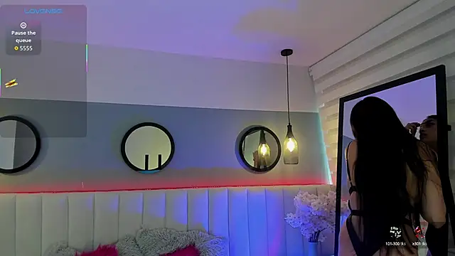 Snapshot of Mila_Hank_ chatting on October 2025 12:24:01 PM Mila Hank online show from October 2025 12:24:01 PM