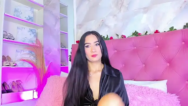 Nicolqueen  online show from November 2025 11:09:01 AM