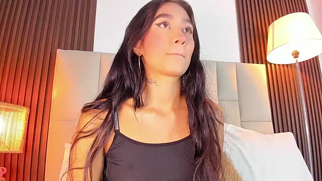 Nicolqueen  online show from May 2026 11:18:02 AM