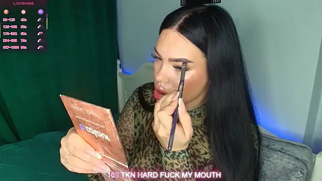 Snapshot of katerine_Monroe chatting on October 2025 06:08:02 AM katerine Monroe online show from October 2025 06:08:02 AM