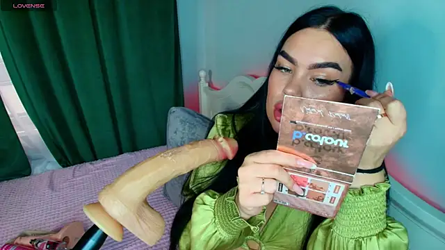 Snapshot of katerine_Monroe chatting on October 2025 02:16:01 PM katerine Monroe online show from October 2025 02:16:01 PM