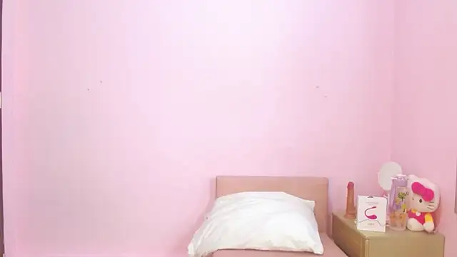 Snapshot of kiity_horny_ chatting on October 2025 12:50:01 PM kiity horny online show from October 2025 12:50:01 PM