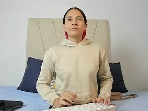 Lady rossee online show from September 2025 06:52:02 PM