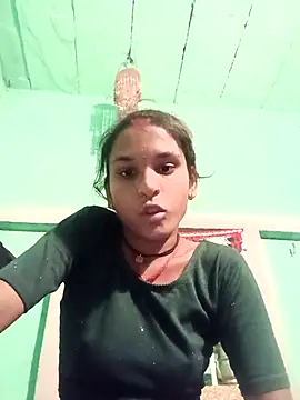 Idhika Jha online show from October 2025 03:20:01 PM