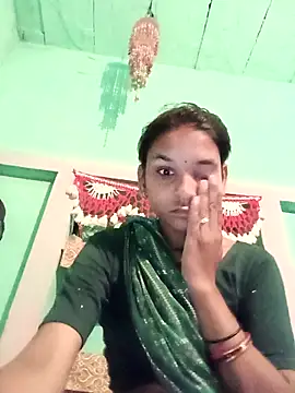 Idhika Jha online show from October 2025 01:04:02 AM