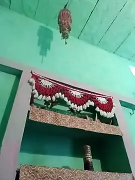 Idhika Jha online show from October 2025 03:39:02 AM