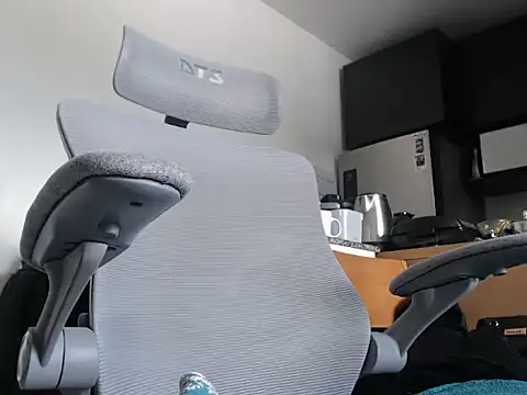 Snapshot of PoneiHetero chatting on September 2025 04:06:01 PM PoneiHetero online show from September 2025 04:06:01 PM