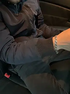 Snapshot of bmwe71 chatting on February 2026 02:56:02 PM bmwe71 online show from February 2026 02:56:02 PM