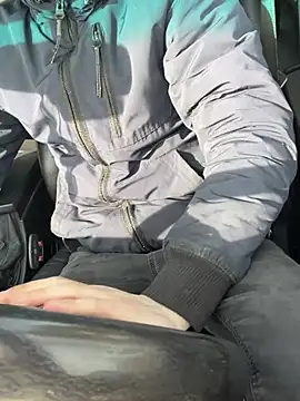 Snapshot of bmwe71 chatting on March 2026 10:44:01 AM bmwe71 online show from March 2026 10:44:01 AM