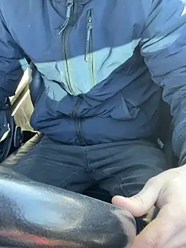 Snapshot of bmwe71 chatting on March 2026 12:45:01 PM bmwe71 online show from March 2026 12:45:01 PM