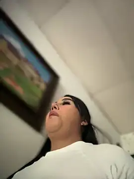 Snapshot of Sophie_Dreamss chatting on September 2025 09:16:02 PM Sophie Dreamss online show from September 2025 09:16:02 PM