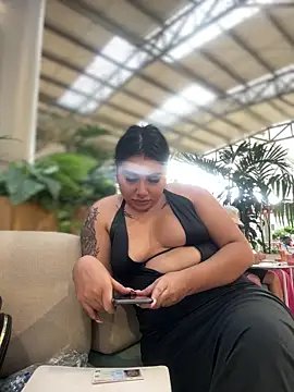 Snapshot of Sophie_Dreamss chatting on October 2025 07:47:02 PM Sophie Dreamss online show from October 2025 07:47:02 PM