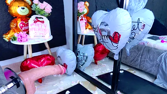 Snapshot of LizzyOlsen chatting on February 2026 05:59:01 AM LizzyOlsen online show from February 2026 05:59:01 AM