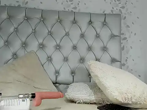 michelle perla online show from September 2025 07:27:01 PM