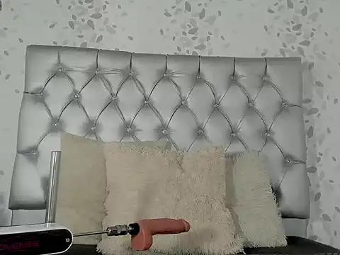 michelle perla online show from September 2025 07:28:01 PM