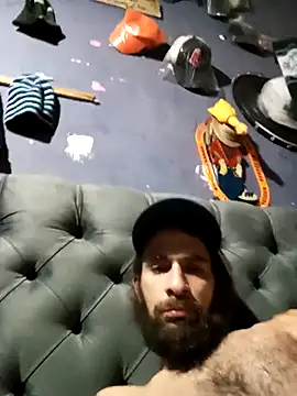 hairy mannn online show from October 2025 04:48:02 PM