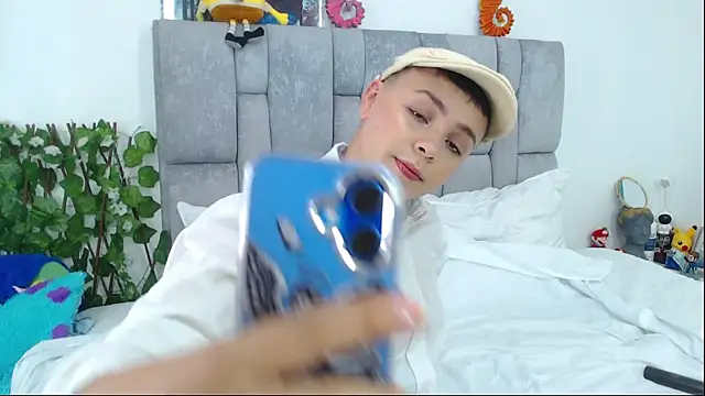 christopher Hot online show from October 2025 09:23:02 PM