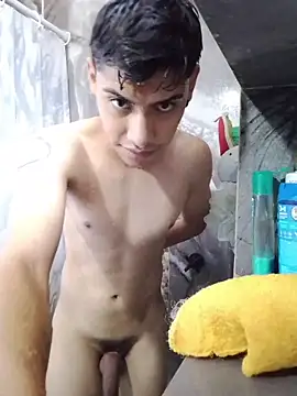 aispuro8505 online show from May 2026 05:42:02 PM