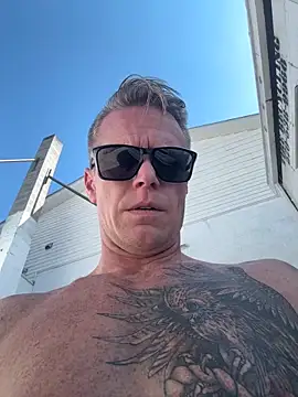 Snapshot of DILFiGuess11 chatting on September 2025 04:06:02 PM DILFiGuess11 online show from September 2025 04:06:02 PM