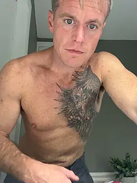 Snapshot of DILFiGuess11 chatting on September 2025 04:47:01 AM DILFiGuess11 online show from September 2025 04:47:01 AM