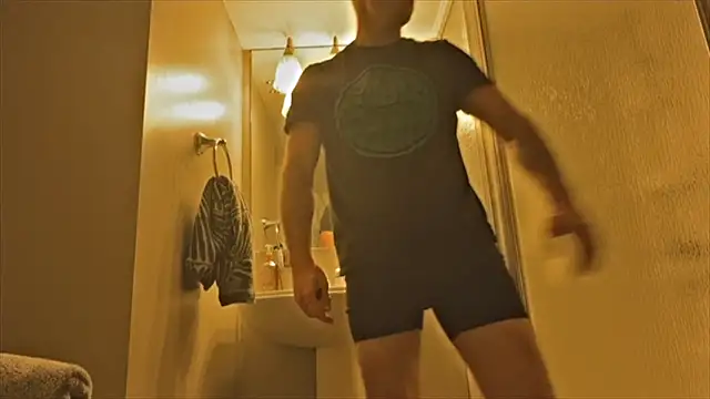 Snapshot of DILFiGuess11 chatting on October 2025 02:22:02 AM DILFiGuess11 online show from October 2025 02:22:02 AM